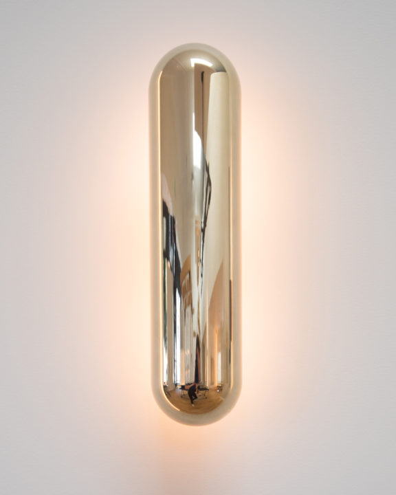 Gélule-Wandleuchte von Joseph Dirand für Ozone mit Blassgold-Finish