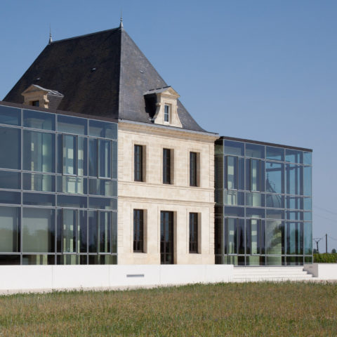 Facade du Château Pedesclaux à Pauillac