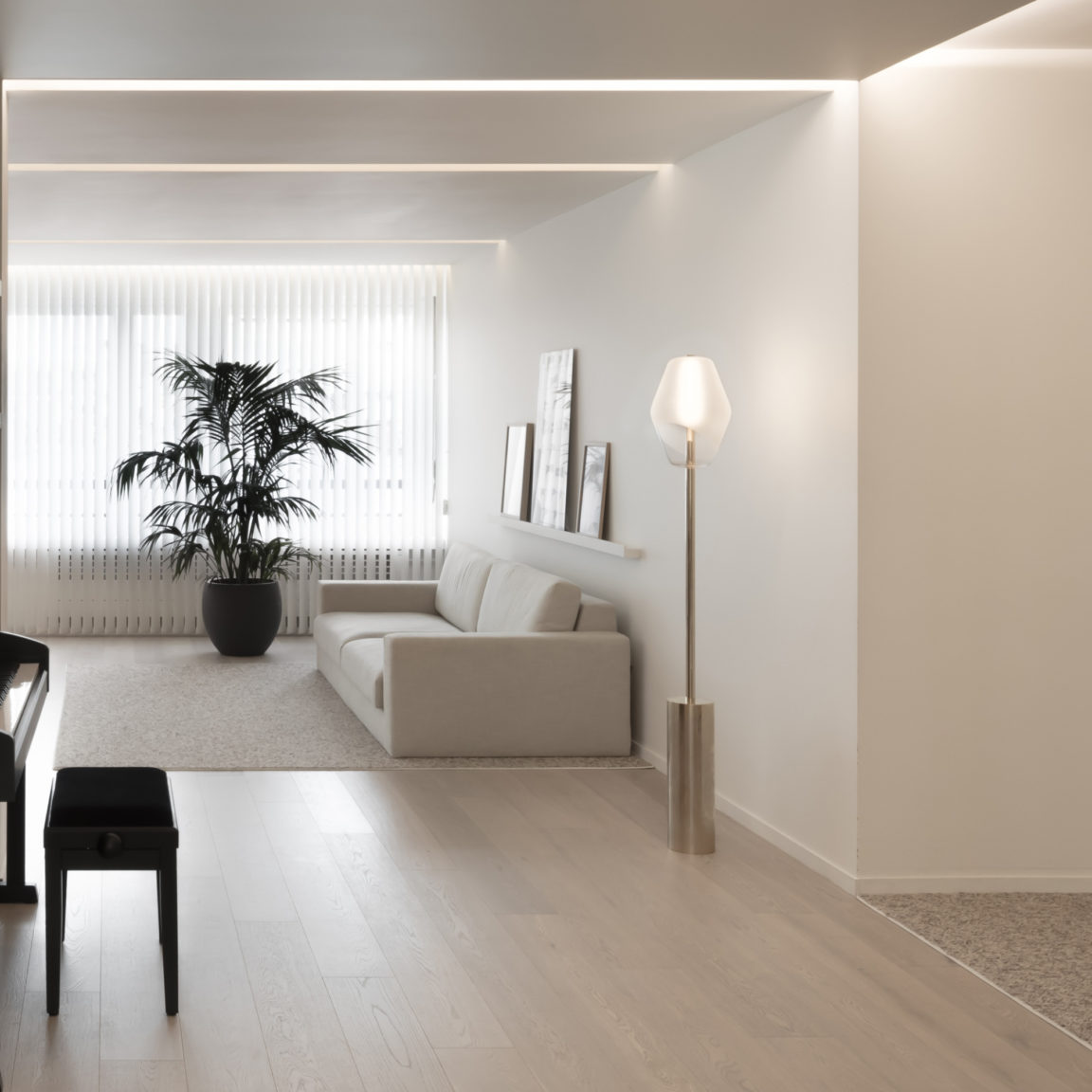 Régis Botta's Montmartre floor lamp in a living room facing a piano