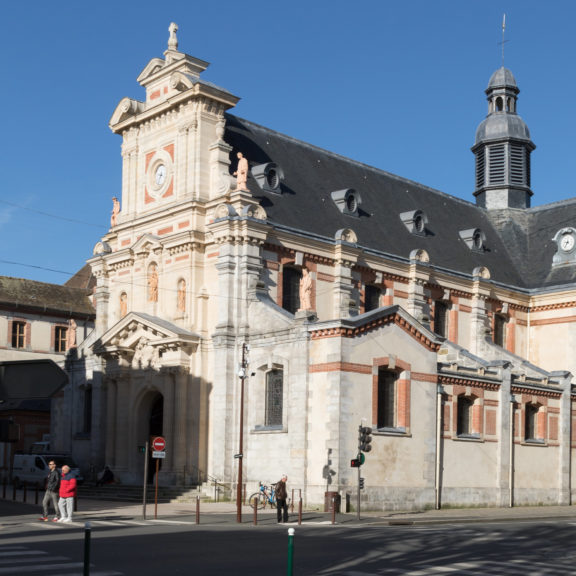 Worship project at the Fontainebleau Church, Designed by Etienne Gounot & Eric Jähnke, for Ozone.
