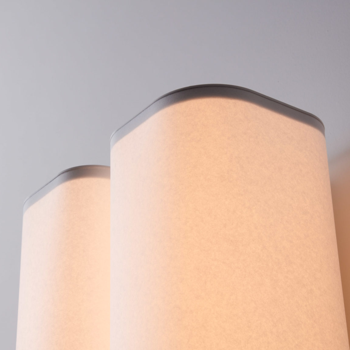 Close-up on the paper diffuser of the Brasilia A wall light by Michel Boyer for Ozone