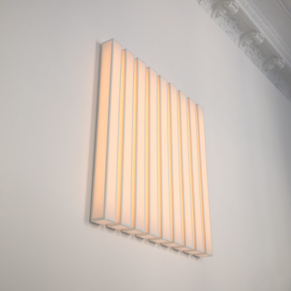 Alignement de plusieurs appliques Line L de Gounot et Jähnke pour Ozone