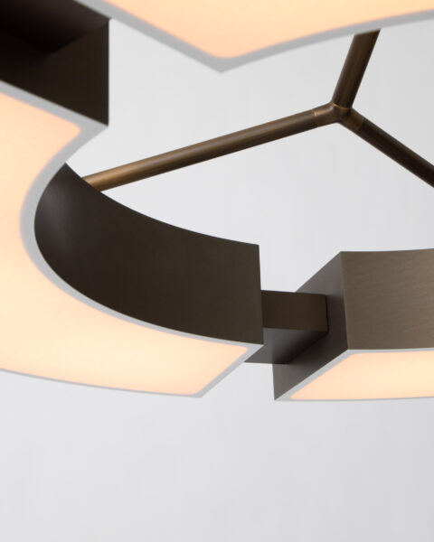 Close-up of the paper diffuser on one of the three sections of the Classique V chandelier by Gounot & Jähnke