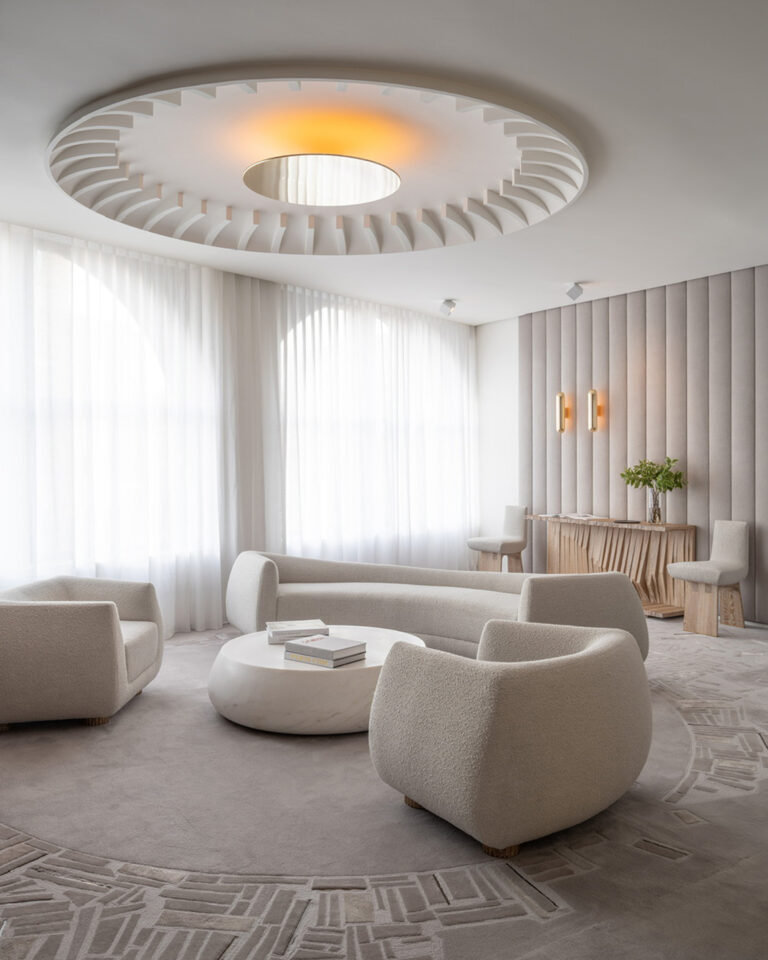 Showroom 344 Bowery d'Ozone avec Par Excellence 