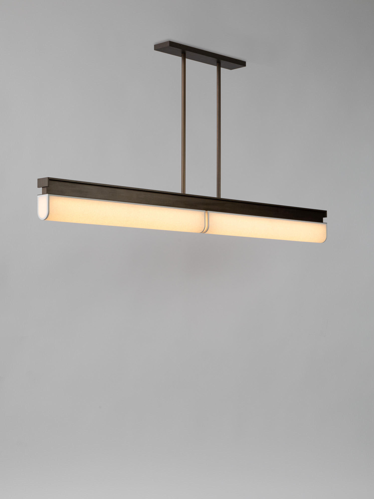 Die Tennessee PL2 pendelleuchte mit zwei Papierdiffusoren von Glenn Sestig für Ozone