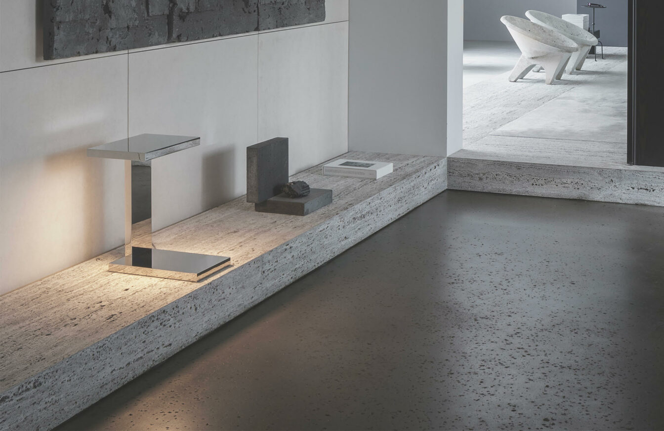 Furtiv LP table lamp in mirror nickel Gaëlle Lauriot-Prevost and Dominique Perrault