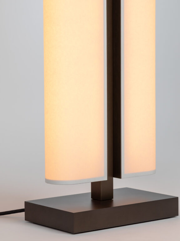 Focus on the bronze and paper materials used in the Tennessee LH floor lamp