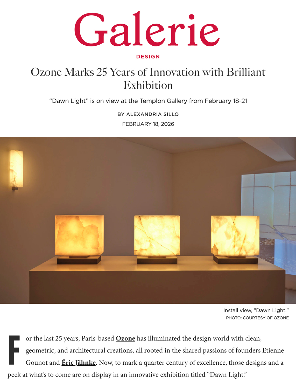An online article from Galerie magazine featuring the “Dawn Light” exhibition by Ozone at the Templon Gallery in New York. A photo from the event shows three Embrun LP models and one Embrun A model displayed in the room.