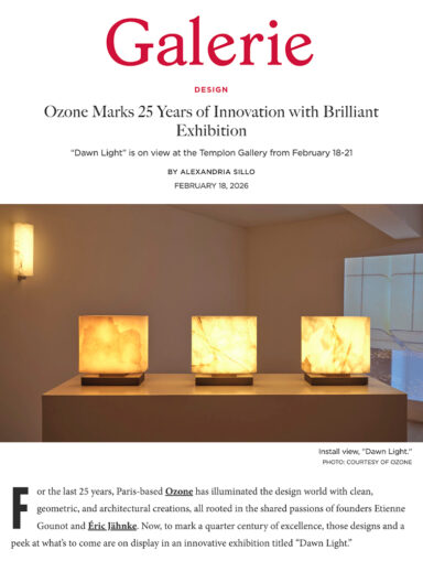An online article from Galerie magazine featuring the “Dawn Light” exhibition by Ozone at the Templon Gallery in New York. A photo from the event shows three Embrun LP models and one Embrun A model displayed in the room.